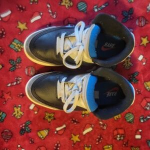 Nike Kids Black and Blue Sneakers